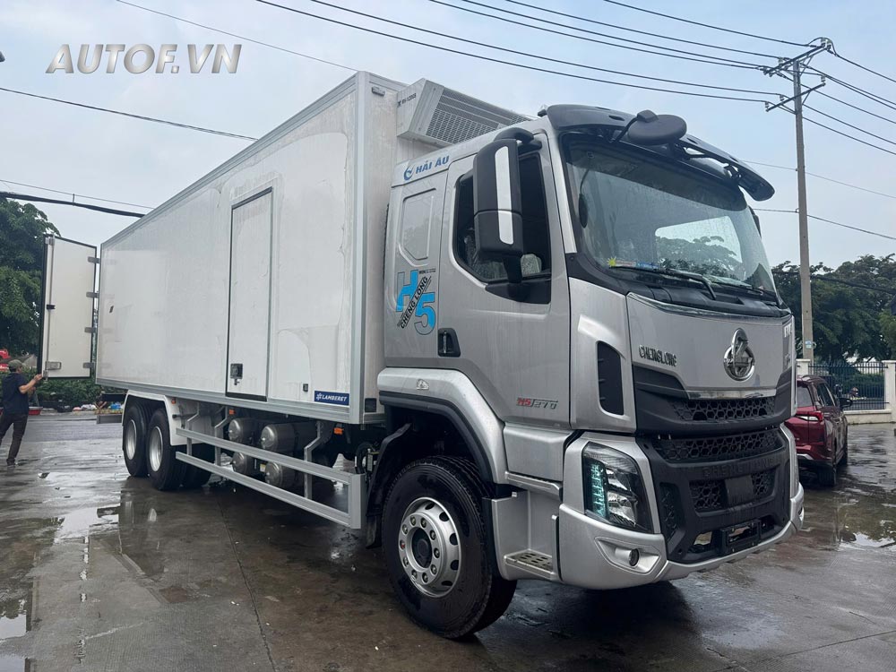 Xe đông lạnh chenglong 3 chân H5 270Hp